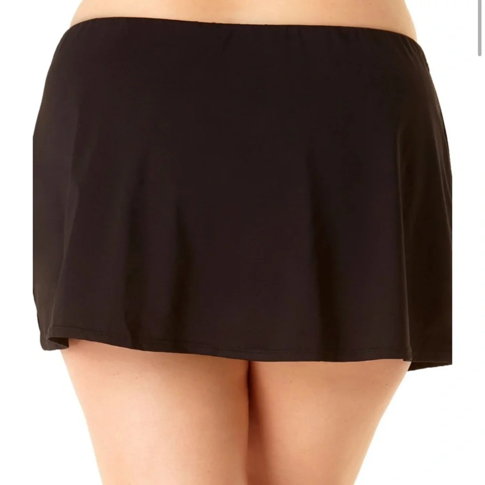 ANNE COLE Plus Size Black Adjustable Side Slit Skirted Bottom 24W